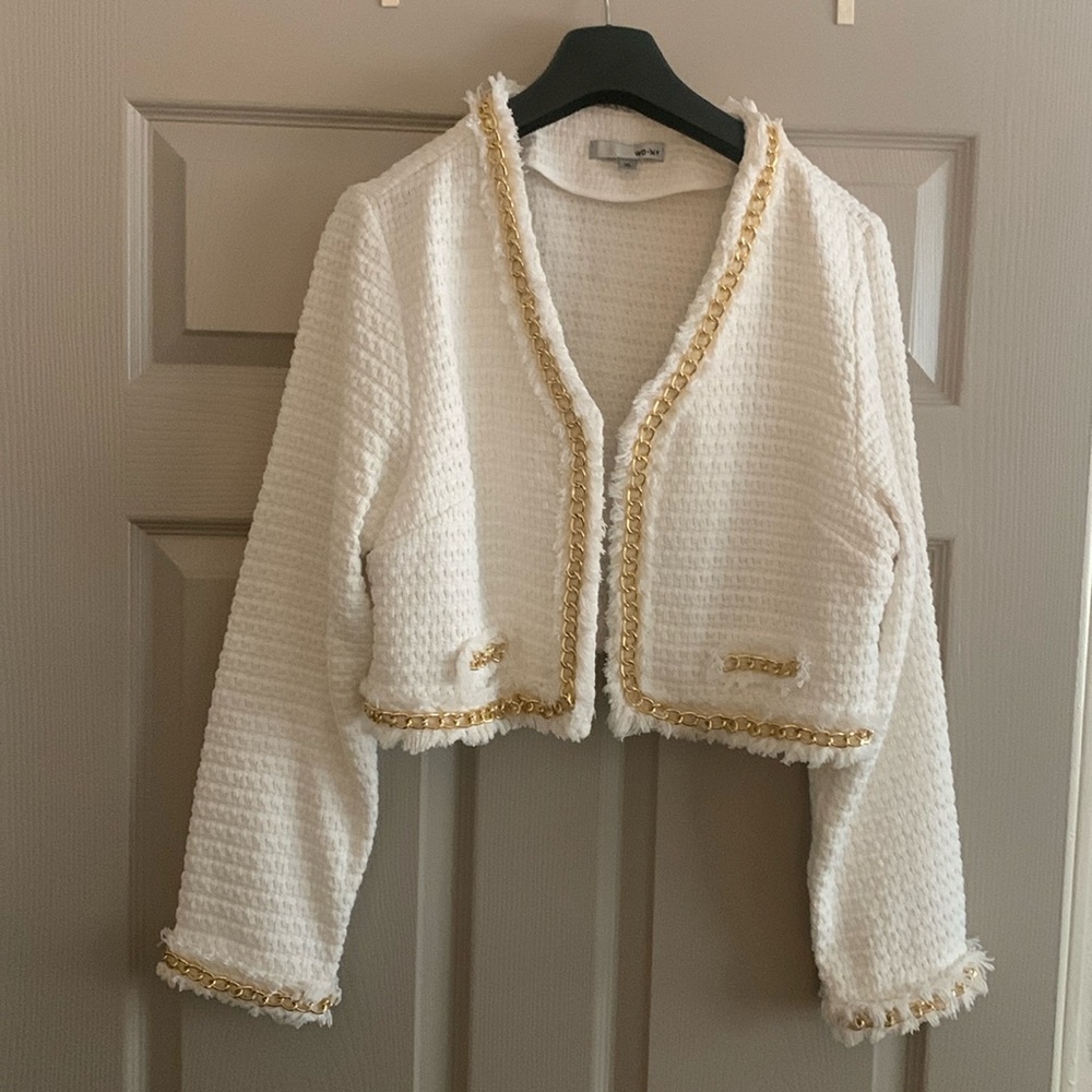 WDNY Tweed Gold Chain Trimmed Open-Front Jacket in Cream White Blazer -Used.